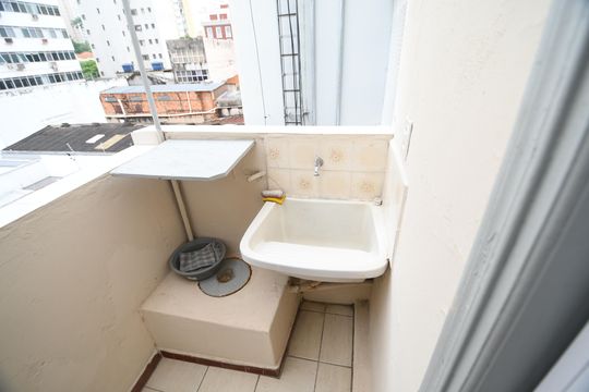 Área de Serviço de apartamento à venda com 2 quartos, 75m² em Centro, Campinas