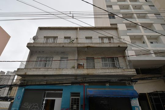 Fachada do Prédio de apartamento à venda com 2 quartos, 75m² em Centro, Campinas