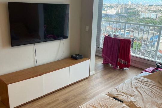 Sala de apartamento para alugar com 2 quartos, 55m² em Vila Itapegica, Guarulhos