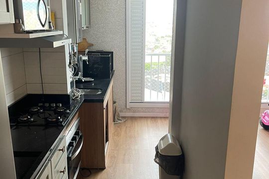 Cozinha de apartamento para alugar com 2 quartos, 55m² em Vila Itapegica, Guarulhos