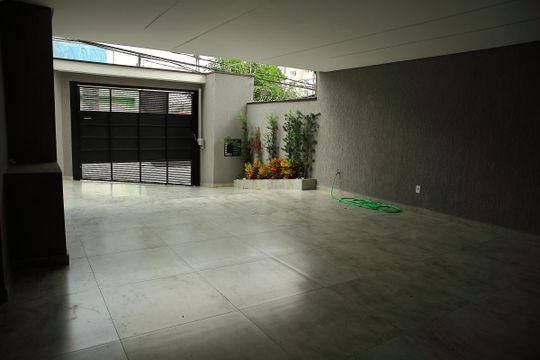 Garagem  de casa para alugar com 3 quartos, 156m² em Vila Dusi, São Bernardo do Campo