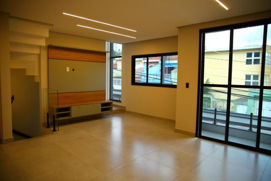Sala/Cozinha - Living  de casa para alugar com 3 quartos, 156m² em Vila Dusi, São Bernardo do Campo