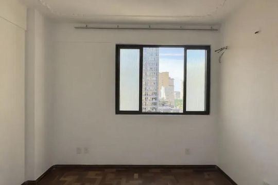 Quarto de apartamento à venda com 2 quartos, 77m² em Centro Histórico, Porto Alegre