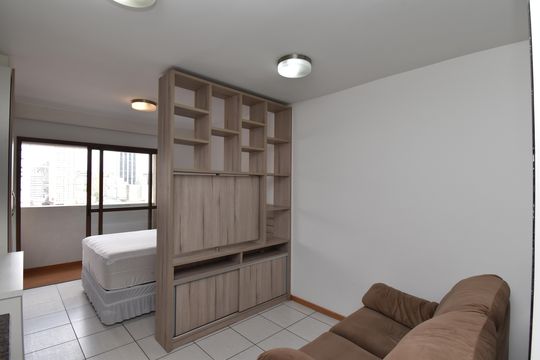 Studio de apartamento para alugar com 1 quarto, 39m² em Centro, Curitiba