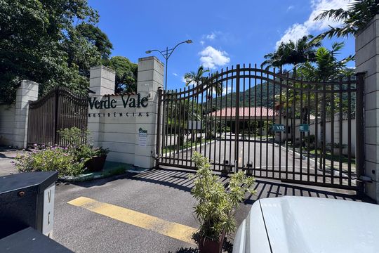 Fachada Condomínio de casa de condomínio à venda com 6 quartos, 1500m² em Vargem Grande, Rio de Janeiro