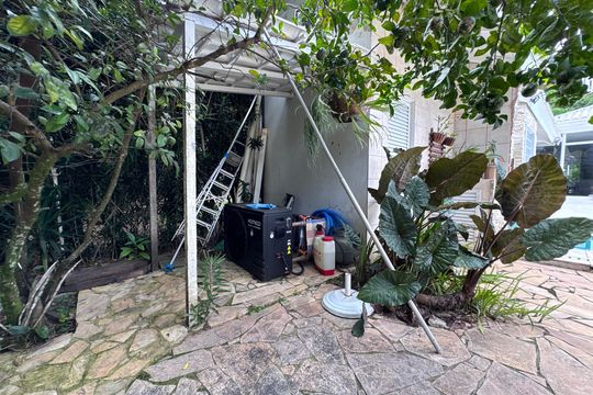Área externa de casa de condomínio à venda com 6 quartos, 1500m² em Vargem Grande, Rio de Janeiro