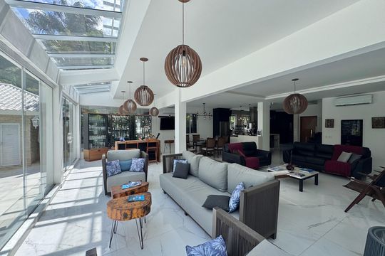 Casa de Condomínio à venda com 6 quartos, 1500m² em Vargem Grande, Rio de Janeiro