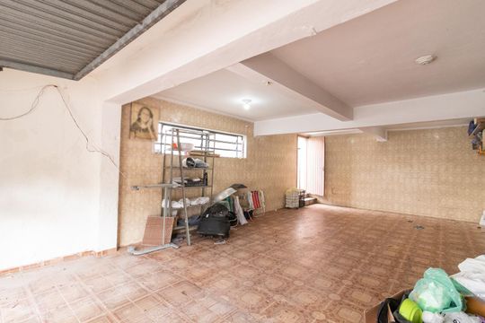 Garagem de casa à venda com 5 quartos, 430m² em Vila Pierina, São Paulo