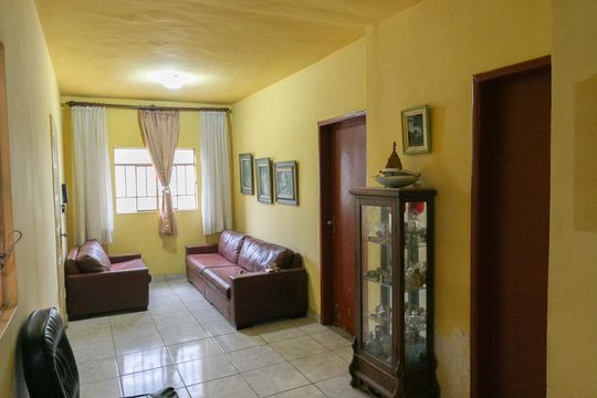 Casa para alugar com 3 quartos, 360m² em Canaa, Belo Horizonte