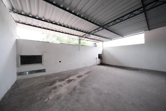 Cozinha e Área de Serviço de casa para alugar com 1 quarto, 135m² em Vila Nhocuné, São Paulo