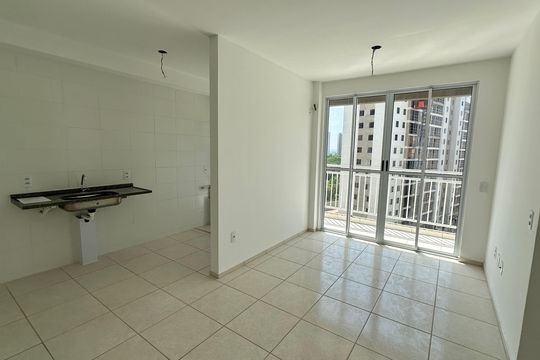 Sala de apartamento à venda com 2 quartos, 54m² em Barra Olímpica, Rio de Janeiro
