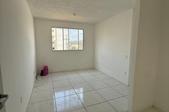 Apartamento para alugar com 2 quartos, 60m² em Rubem Berta, Porto Alegre