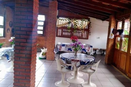 Casa para alugar com 6 quartos, 350m² em Jardim Felicidade (Zona Oeste), São Paulo