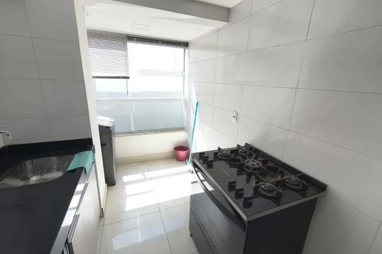 Cozinha de apartamento para alugar com 2 quartos, 92m² em Santa Mônica, Uberlândia