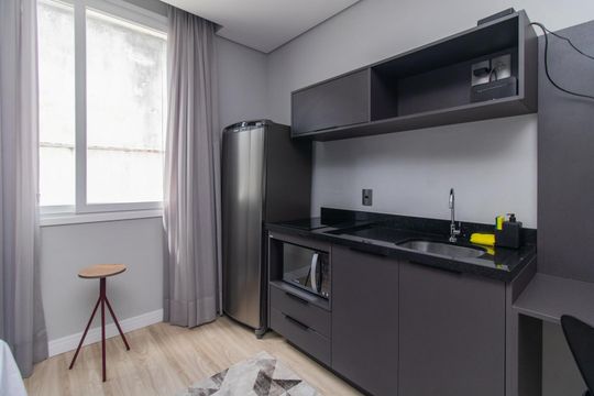 Cozinha de apartamento para alugar com 1 quarto, 22m² em Centro Histórico, Porto Alegre