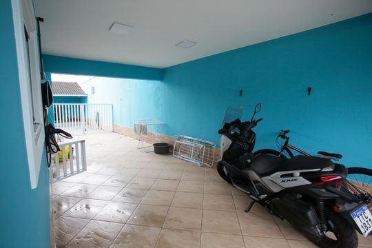 Garagem de casa de condomínio para alugar com 4 quartos, 600m² em Jacarepaguá, Rio de Janeiro