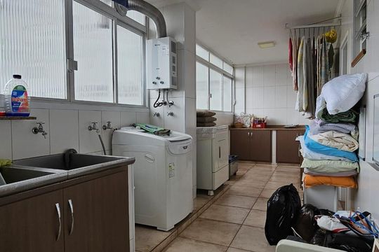 Apartamento para alugar com 3 quartos, 180m² em Vila Assunção, Santo André