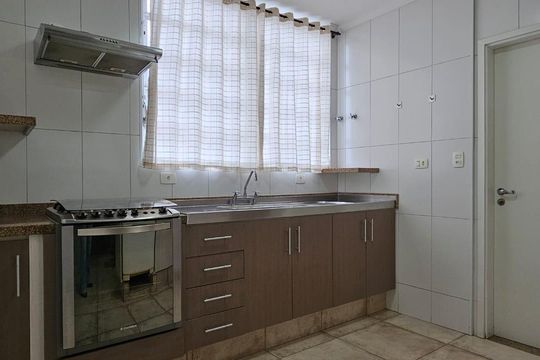 Apartamento para alugar com 3 quartos, 180m² em Vila Assunção, Santo André