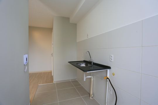 cozinha de apartamento à venda com 2 quartos, 42m² em Jardim Monte Alegre, Taboão da Serra