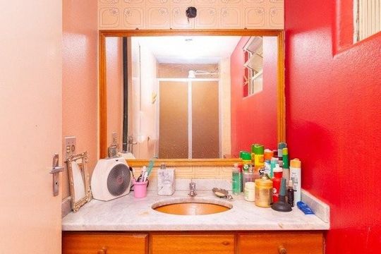 Banheiro de apartamento para alugar com 2 quartos, 63m² em Nonoai, Porto Alegre