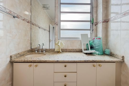 Banheiro Social de apartamento à venda com 2 quartos, 96m² em Paraíso, São Paulo