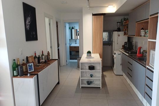 Cozinha de apartamento à venda com 2 quartos, 95m² em Partenon, Porto Alegre
