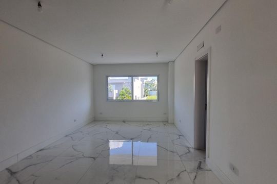 Casa de Condomínio para alugar com 4 quartos, 380m² em Campinas - SP, Campinas