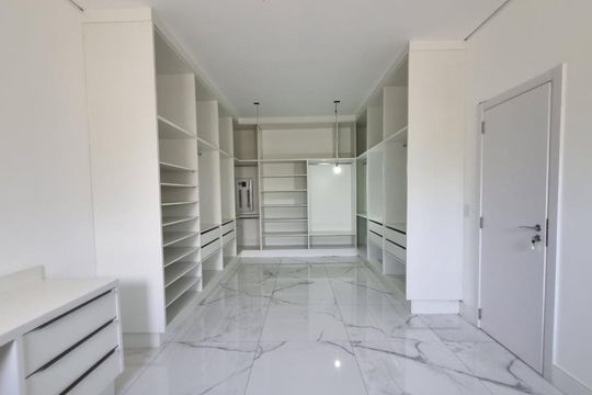 Casa de Condomínio para alugar com 4 quartos, 380m² em Campinas - SP, Campinas