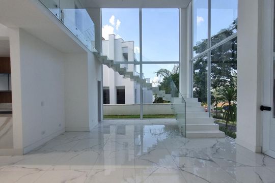 Casa de Condomínio para alugar com 4 quartos, 380m² em Campinas - SP, Campinas