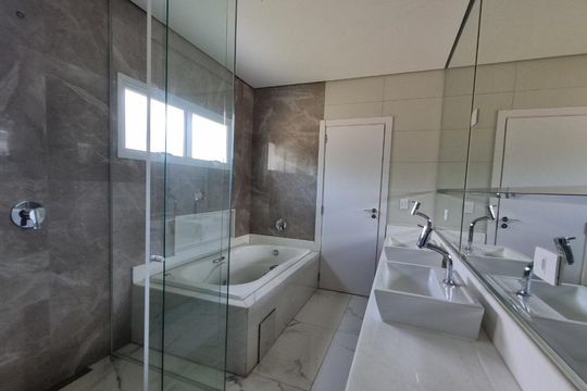 Casa de Condomínio para alugar com 4 quartos, 380m² em Campinas - SP, Campinas