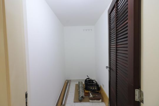 Despensa de casa à venda com 4 quartos, 176m² em Pestana, Osasco