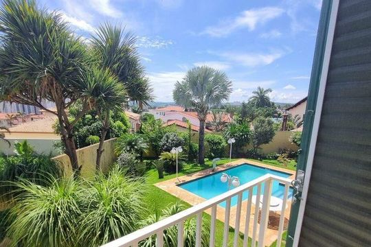 Casa para alugar com 4 quartos, 357m² em Parque Taquaral, Campinas