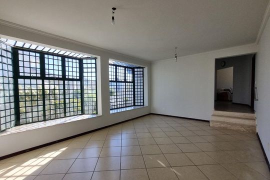 Casa para alugar com 4 quartos, 357m² em Parque Taquaral, Campinas