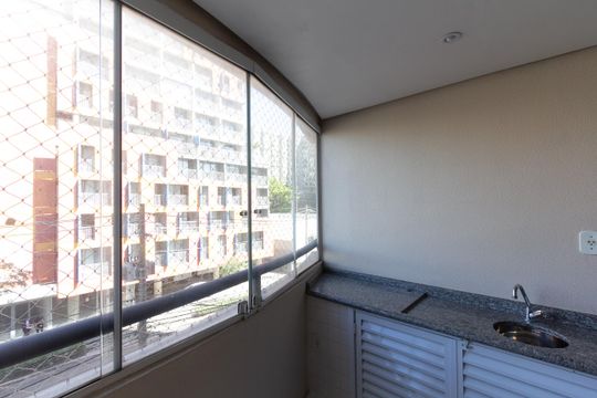Varanda de apartamento à venda com 2 quartos, 55m² em Indianópolis, São Paulo