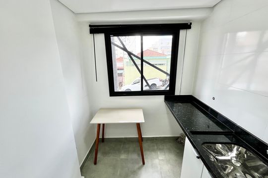 Sala/Cozinha de kitnet/studio para alugar com 1 quarto, 29m² em Vila Dom Pedro Ii, São Paulo