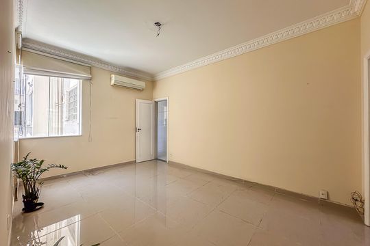 Apartamento à venda com 3 quartos, 120m² em Laranjeiras, Rio de Janeiro