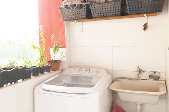 Casa para alugar com 2 quartos, 453m² em Milionários, Belo Horizonte