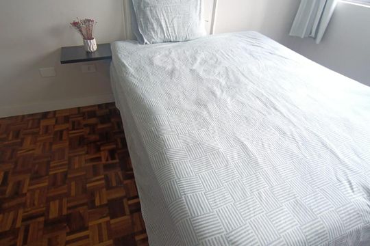 Quarto de kitnet/studio para alugar com 1 quarto, 28m² em Centro, Curitiba