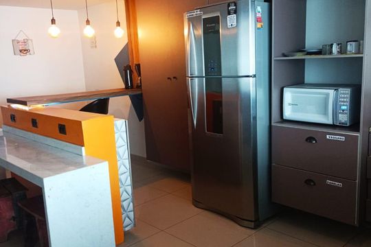 Cozinha de kitnet/studio para alugar com 1 quarto, 28m² em Centro, Curitiba