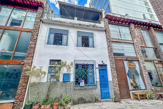 Casa de Condomínio à venda com 2 quartos, 99m² em Catete, Rio de Janeiro