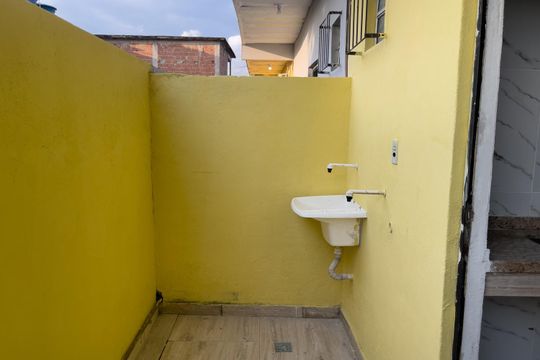 Área de Serviço de apartamento para alugar com 2 quartos, 101m² em Vila Urussai, Duque de Caxias