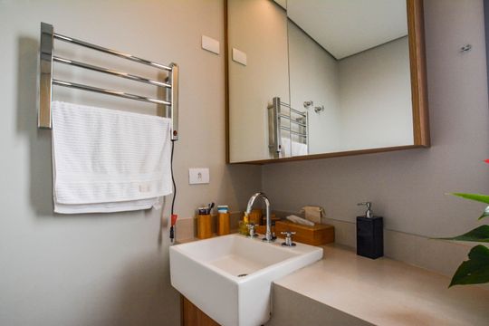 Banheiro da Suíte de apartamento à venda com 3 quartos, 130m² em Campestre, Santo André