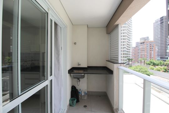 Varanda de casa de condomínio para alugar com 1 quarto, 35m² em Moema, São Paulo