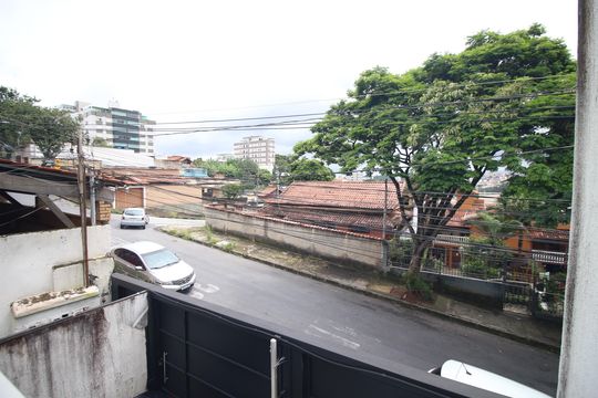 Vista de casa à venda com 4 quartos, 314m² em Santa Helena, Belo Horizonte