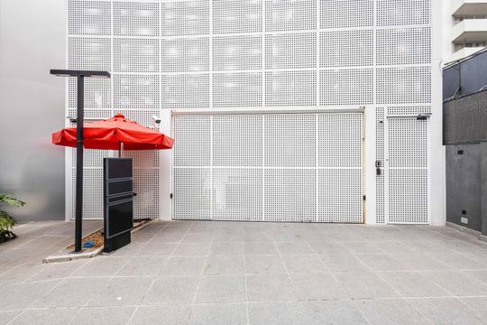 Fachada de kitnet/studio para alugar com 1 quarto, 16m² em Pinheiros, São Paulo