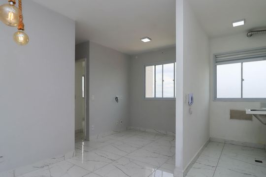 Apartamento para alugar com 2 quartos, 42m² em Parque Arariba, São Paulo