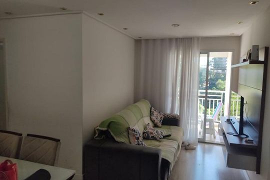 Apartamento à venda com 3 quartos, 73m² em Jardim Tupanci, Barueri