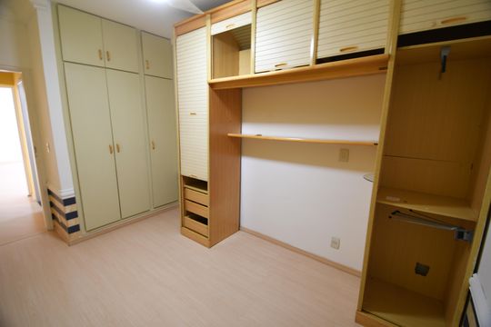 Quarto de apartamento para alugar com 1 quarto, 60m² em Cambuí, Campinas