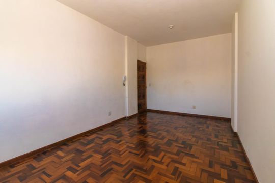 Quarto 3 de apartamento para alugar com 3 quartos, 80m² em Centro Histórico, Porto Alegre