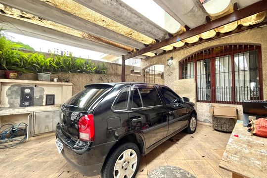 Garagem de casa para alugar com 3 quartos, 185m² em Vila Alexandria, São Paulo